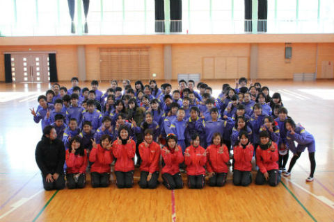東日本大震災復興支援活動「ふれあい陸上競技教室」⑫６年生集合写真
