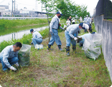 岡崎川周辺一斉清掃活動の実施