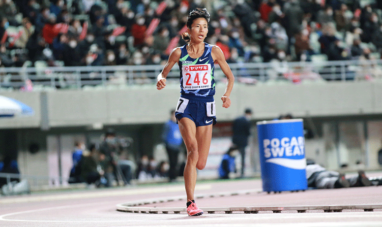 新谷仁美選手、女子10000Mで日本新記録樹立