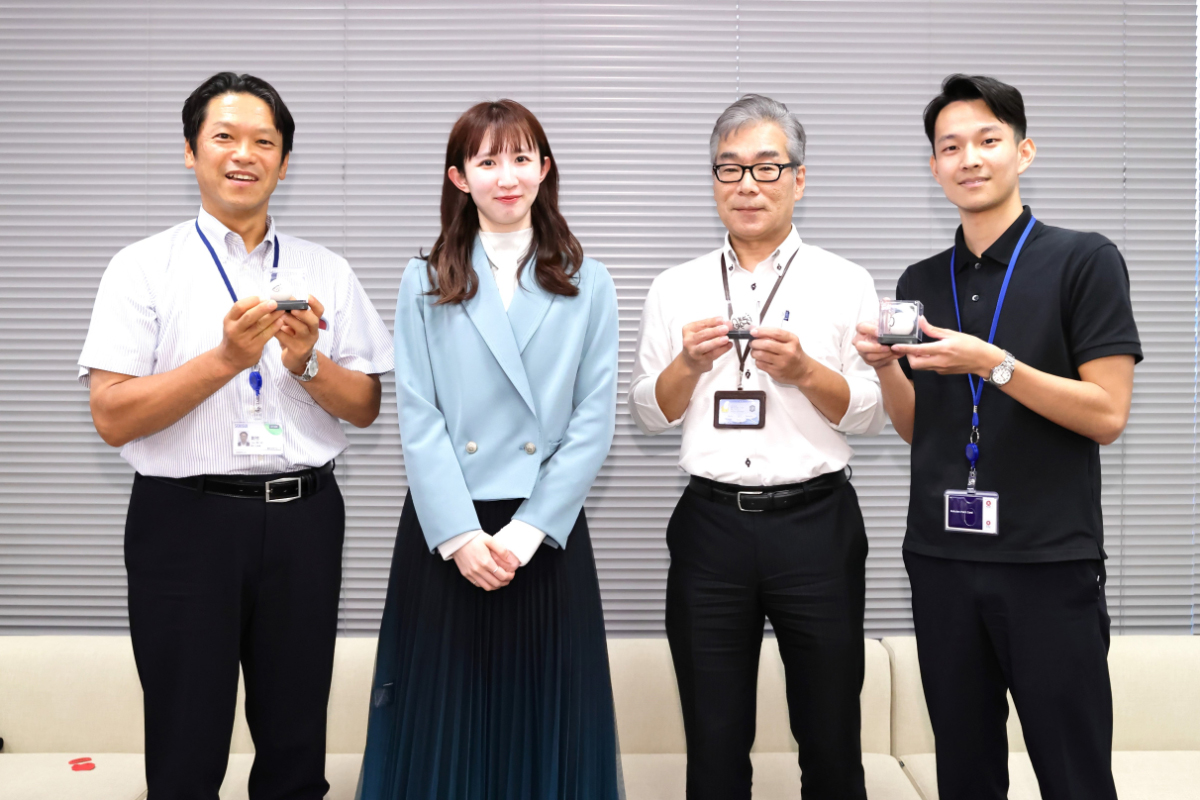 早田ひな選手が来社。「いつも支えていただきありがとうございます」と感謝のメッセージ
