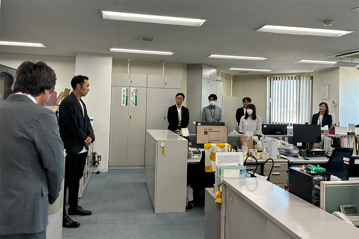 北海道セキスイハイム表敬訪問・UCHIYAMA CUP|SEKISUI×SPORTS「挑戦のTASUKI」|積水化学工業株式会社